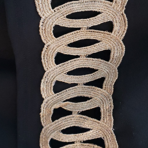 Soieblu Off-the-shoulder metallic detail dress - Picture 5 of 9